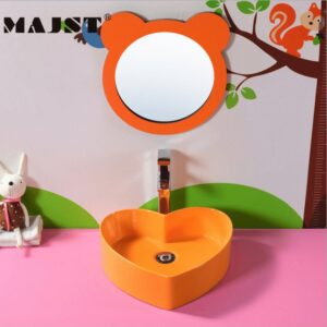 CHẬU RỬA TAY CHO TRẺ EM HÌNH TRÁI TIM 9806