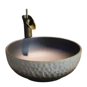 Chậu gốm cổ điển phù hợp để trang trí nhà cửa quán cà phê